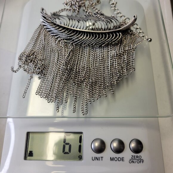 Tribal Motif Feather Pendant Necklace - Picture 11 of 12